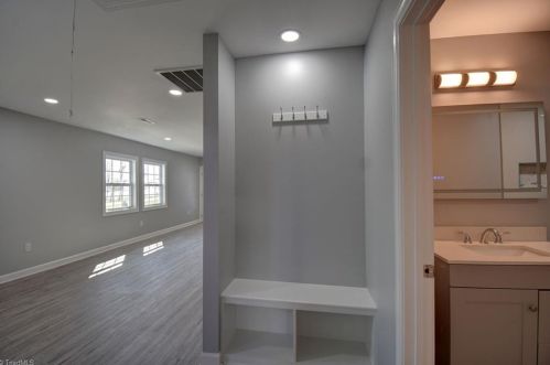 309 Holly Hill Rd, Thomasville NC  27360-5821 exterior