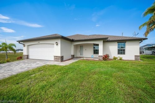 2940 5th Pl, Cape Coral, FL 33904-3409