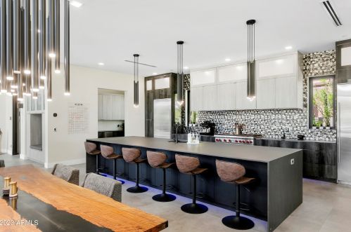 10019 57th St, Scottsdale AZ  85253-1137 exterior