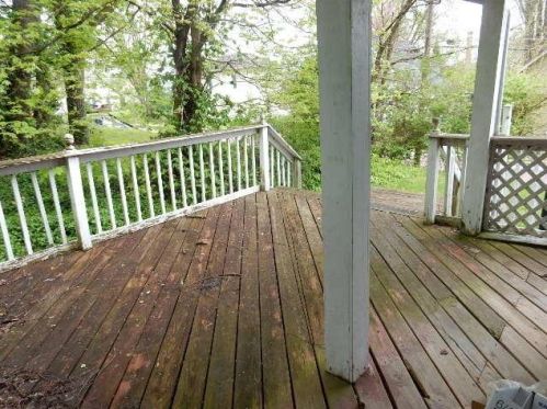 107 Pleasant St, Mount Vernon OH  43050-2511 exterior