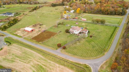 11606 Reid Ln, Nokesville VA  20181-2007 exterior