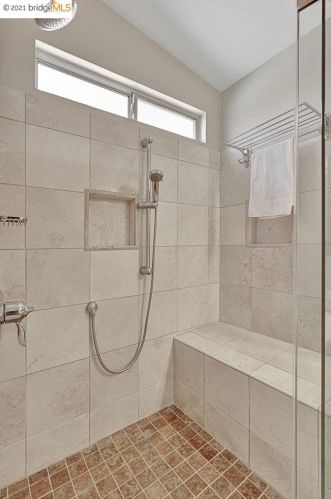 3889 Oak Grove Ct, Oakley CA  94561-4218 exterior