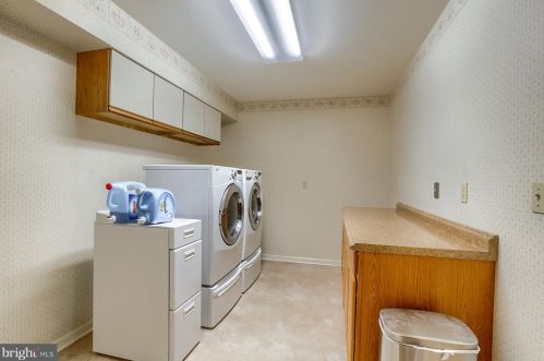 730 Sterling Ct, West Enola PA  17025-2655 exterior