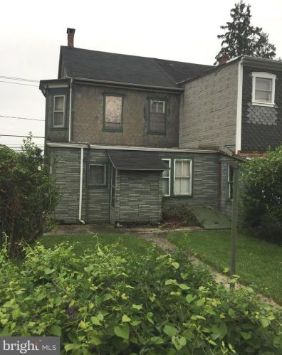 651 Main St, Bally, PA 19503-9629