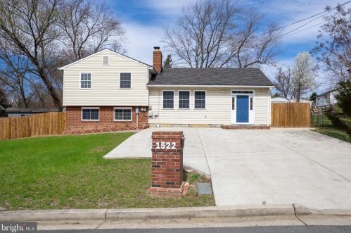 1522 Margaret St, Woodbridge, VA 22191-1614