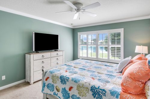 10422 Stratton Dr, Fort Pierce FL  34987-2318 exterior