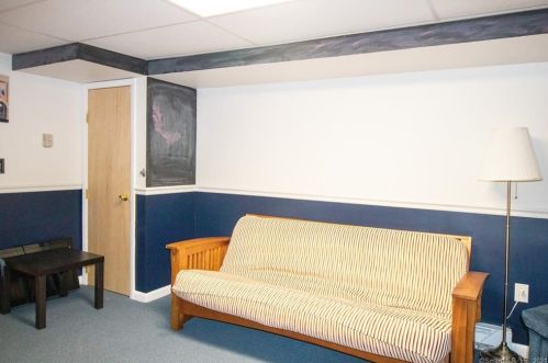 34 Lester St, United States Coast Guard Ac CT  06320-4327 exterior