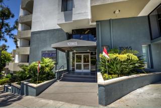 10965 Strathmore Dr, Los Angeles CA  90024-7409 exterior
