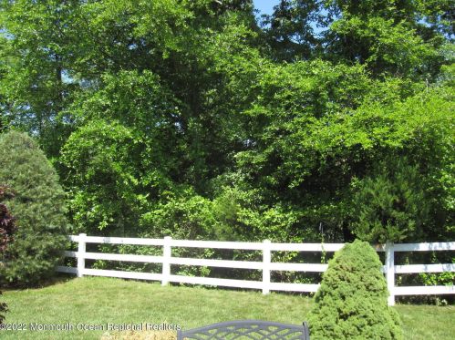 20 Plymouth Ct, Jackson Twp NJ  08527-6415 exterior