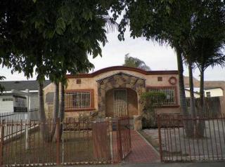 733 Arbutus St, Compton CA  90220-1905 exterior