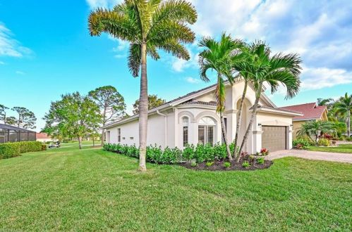 1969 Par Dr, Naples, FL 34120-0517