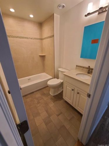 595 Mountain Rd, Port Jervis NY  12771-3165 exterior