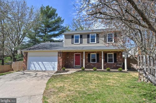 12807 Lady Fairfax Cir, Herndon, VA 20170-2954