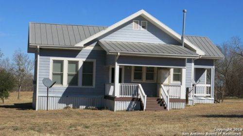 380 York Crossing Rd, Kingsbury, TX 78638-1610