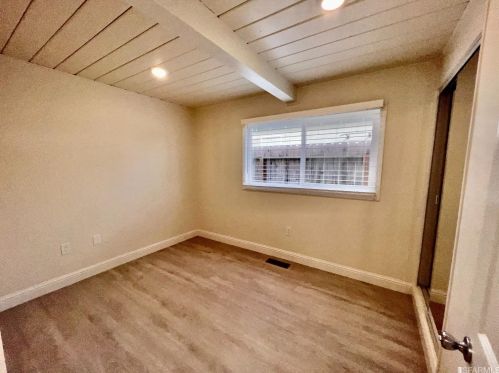 2847 Avon Ave, Concord CA  94520-5432 exterior