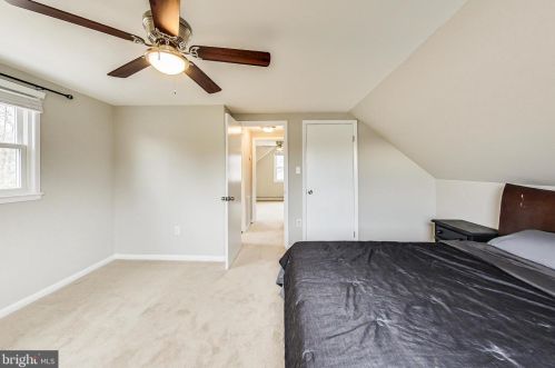 4326 Granby Rd, Woodbridge VA  22193-2514 exterior