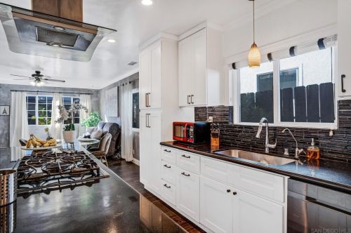 2917 Columbine St, San Diego CA  92105-4629 exterior