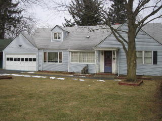 325 William St, Bath, NY 14810-1638