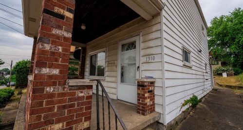 1310 Pirl St, Mckeesport, PA 15132-5231
