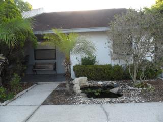5040 Hayes Rd, Lakeland, FL 33811-1508