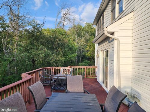 907 Mesa Ln, Collegeville PA  19426-4145 exterior