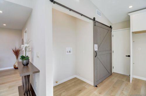 4190 Datcho Dr, San Diego CA 92117-4621 exterior