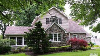 2748 Martin Ave, North Bellmore, NY 11710-3240