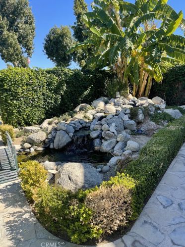 102 Lugonia Ave, Redlands CA  92374-2236 exterior