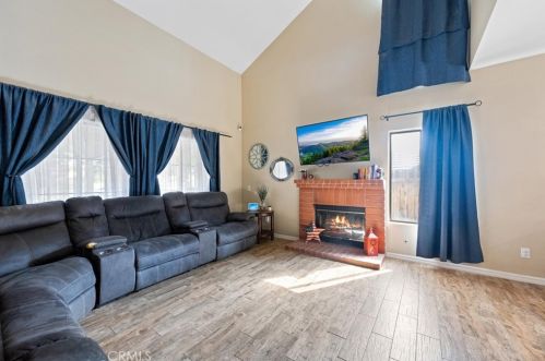 33645 Breckenridge Trl, Wildomar CA  92595-8482 exterior