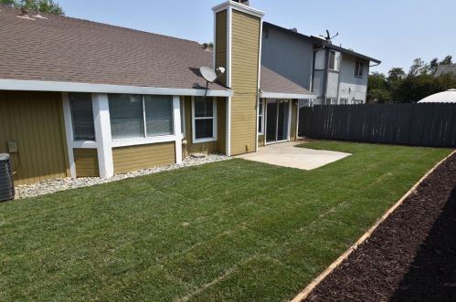 1040 Fallon Woods Way, Rio Linda CA  95673-2430 exterior