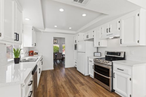 48118 Via Hermosa, La Quinta CA  92253-2227 exterior