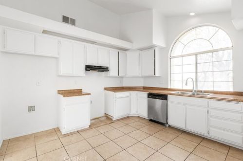 44920 Calston Ave, Lancaster CA  93535-1105 exterior