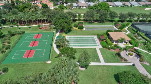 5102 Toscana Trl, Boynton Beach FL  33437-2038 exterior