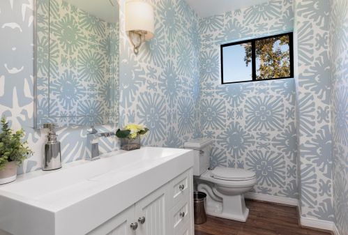 1539 Cliff Dr, Santa Barbara CA  93109-1733 exterior