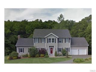 40 Laurel Glen Dr, Huntington, CT 06484-3649