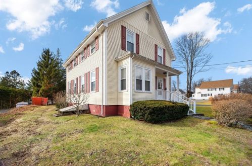1490 Smithfield Ave, Lincoln, RI 02865-2510