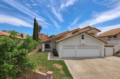 27702 Bridlewood Dr, Santa Clarita, CA 91384-4517