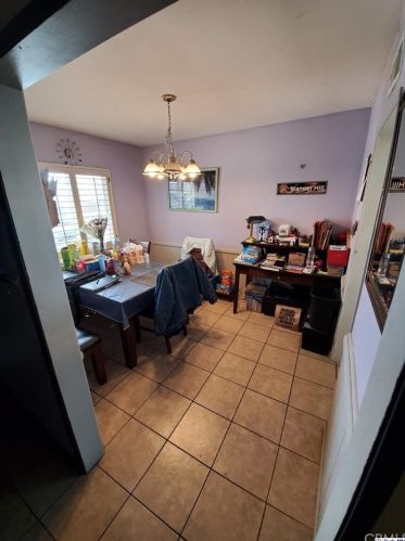 44702 4th St, Lancaster, CA 93535-3002