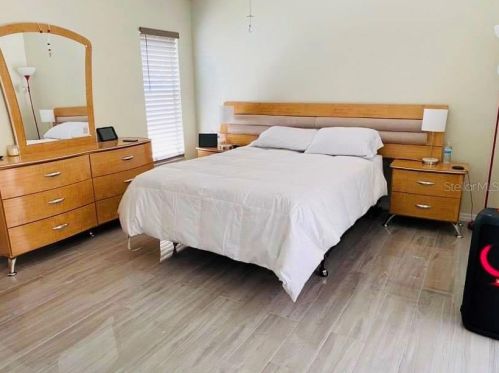 116 Coral Reef Cir, Kissimmee FL  34743-8302 exterior