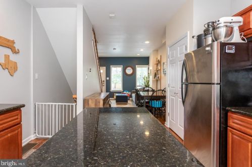 726 24 St, Philadelphia PA 19146-2540 exterior