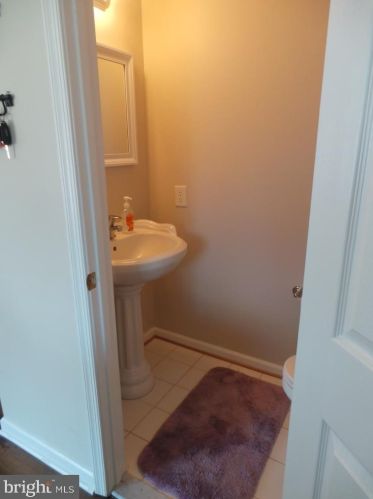 131 Baltusrol Dr, Charles Town WV  25414-4085 exterior