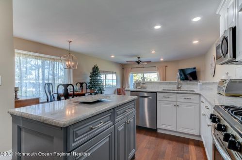 59 Harborhead Dr, Point Pleasant Beach NJ  08742-2681 exterior