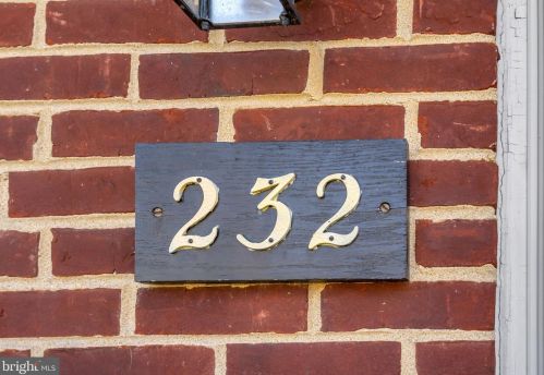 232 Lyndhurst Ave, Wilmington DE  19803-2346 exterior