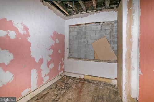 926 Broadway, Camden NJ  08103-2110 exterior