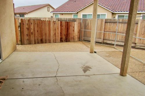 766 Amelia Ct, Los Banos CA 93635-2623 exterior