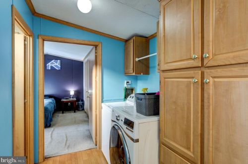 961 Rettew Ml Rd, Ephrata PA  17522-1871 exterior