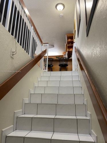 2286 74th St, Hialeah, FL 33016-6841