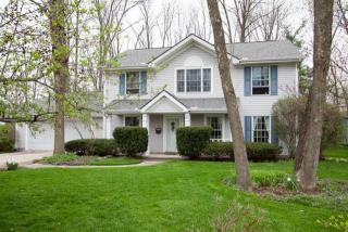 1742 Lesourd Dr, Dayton, OH 45432-2477
