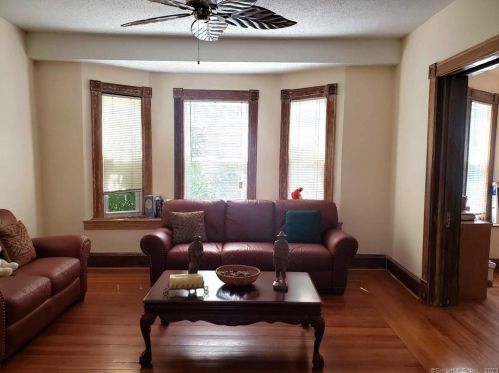 634 New Britain Ave, Hartford, CT 06111-4346
