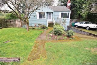 10825 Rustic Rd, Seattle WA  98178-2651 exterior